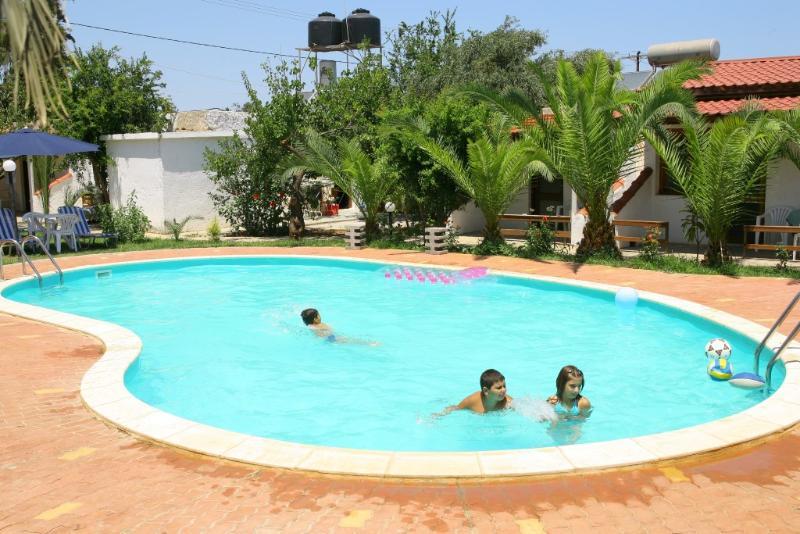 Hotel Harmony Малиа Экстерьер фото